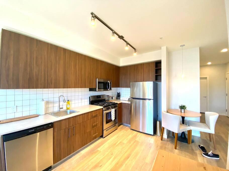 Lovely Brand New Condo Sidney Eksteriør billede